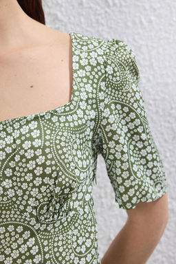 Yesil A Kesim Sal Desenli Midi Dokuma Elbise TWOSS23EL00487