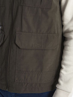 Standart Kal?p Dik Yaka Erkek Avc? Yele?i