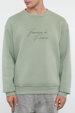 TRENDYOL MAN Tas Oversize/Genis Kesim Yaz? Nak?sl? Kal?n Ici Polar Sweatshirt TMNAW25SW00091 - Trendyolmilla фото 3