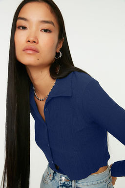 Gri Dugmeli Fitted/Vucuda Oturan Polo Yaka Burumcuk/Dokulu Crop Orme Bluz TWOAW22BZ0241 - Trendyolmilla фото 9