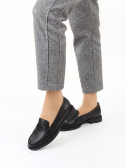 03-DLG13-1 BLACK Лоферы женские (натуральная кожа)