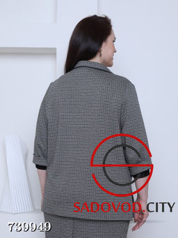 Жакет трикотажный женский
