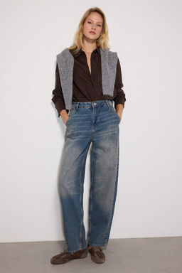 TRENDYOLMILLA Koyu Mavi Soluk Efektli Vintage Dusuk Bel Skater Jeans TWOSS24JE00052  фото 9