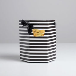 Коробка складная шестигранник Монохром, 17 14,8 19,5 см