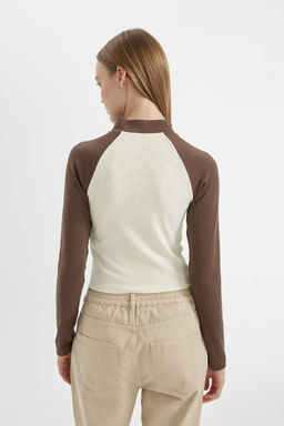 Женская крутая приталенная футболка в рубчик с половиной молнии с воротником-стойкой и цветным принтом, футболка с длинными рукавами - Defacto фото 6