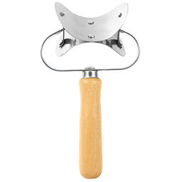 Нож для нарезки теста для вареников 16,5х9,5см, деревянная ручка (Китай)