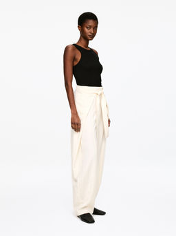 Pantalones de sastre con delantero cruzado - H&m фото 8