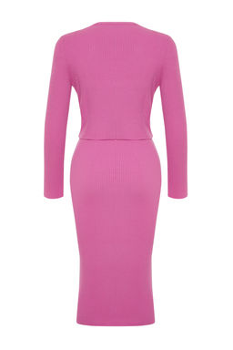 TRENDYOLMILLA Pembe Vucuda Oturan Midi Triko H?rka Elbise Tak?m TWOSS21EL0208 фото 45
