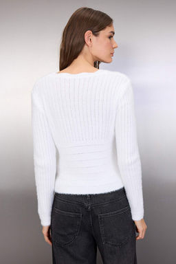 Limited Edition Ekru Yumusak Dokulu Crop Triko H?rka TWOAW26HI00244 - Trendyolmilla фото 8