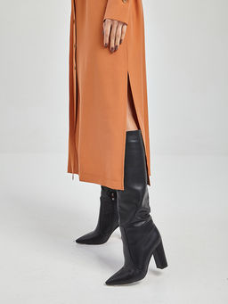 Платье с длинным рукавом