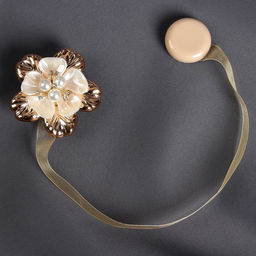 Цена за 2 шт. Подхват для штор «Цветок перламутровый», d = 5,5 см, цвет золотой