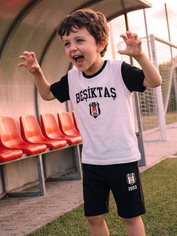 Комплект Beşiktaş с принтом для мальчиков