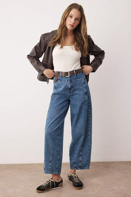 TRENDYOLMILLA Koyu Mavi Kahverengi Kemerli Dikis Detayl? Yuksek Bel Barrel Balon Jeans TWOSS25JE00182  фото 13