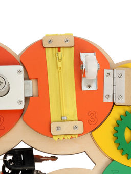 Развивающая игрушка Бизиборд