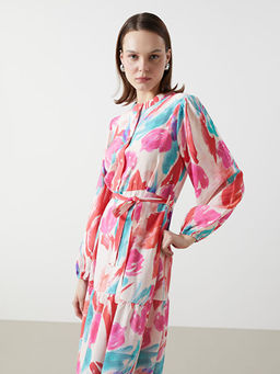 Hakim Yaka Desenli Elbise