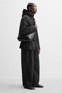 LIMITED EDITION PADDED BAG - Zara фото 6
