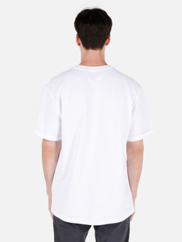 Белая мужская футболка с коротким рукавом обычного кроя с принтом букв