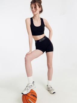 Шорты женские в черном цвете