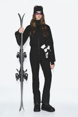 JUMPSUIT WATER RESISTANT AND WIND PROTECTION RECCO® TECHNOLOGY SKI COLLECTION, CHARACTERISTICS
