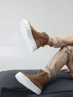 Ботинки 216.212131w. светло-коричневый замша/Байка