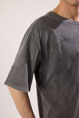 TRENDYOL MAN Vizon Oversize/Genis Kesim Eskitme/Soluk Efekt Kumas Mix Detayl? T-Shirt TMNSS25TS00014 - Trendyolmilla фото 3