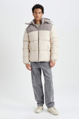 Водоотталкивающее пальто стандартного кроя с капюшоном на флисовой подкладке - Defacto фото 5