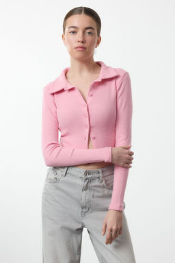 Pembe Dugme Detayl? Vucuda Oturan Crop Polo Yaka Fitilli Esnek Orme Bluz TWOAW22BZ0522