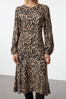 Kahverengi Cicekli Midi Dokuma Elbise TWOAW23EL00325