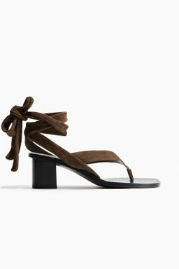 Sandalias de ante con tac?n