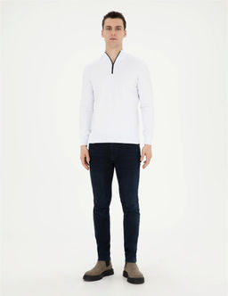Ekru Slim Fit Fermuarl_ Dik Yaka Triko Kazak