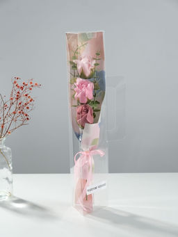 Букет из мыльных лепестков для ванны Три розы с эвкалиптом, подарочный, розовый, 8.5?7.4?38.6 см