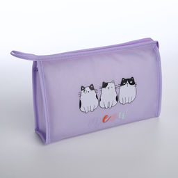 Косметичка на молнии треугольная с рисунком Meow, сиреневая