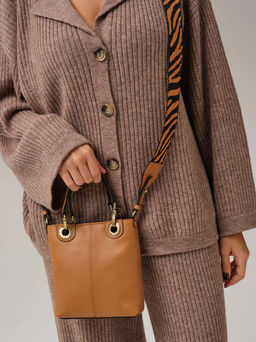 Сумка кожаная кросс-боди Deboro 30347 коричневый лист