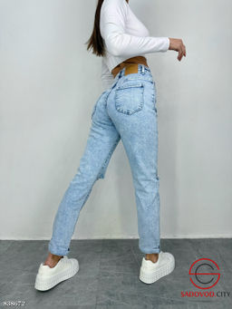 Джинсы стрейчевые женские