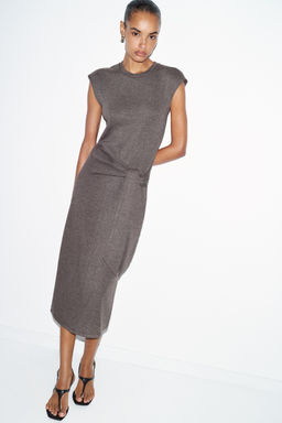 VESTIDO SOFT NUDO / Marr?n oscuro