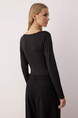 Siyah V Yaka Dantel Detayl? C?tc?tl? Esnek Orme Body TWOAW26BD00013 - Trendyolmilla фото 4