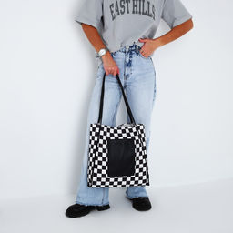 Сумка - шопер с нашивкой NAZAMOK Бело-чёрный, 40387 см