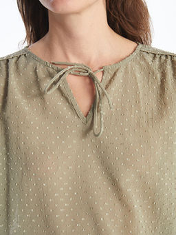 Ba?lamal? Yaka Dokulu Kad?n Bluz