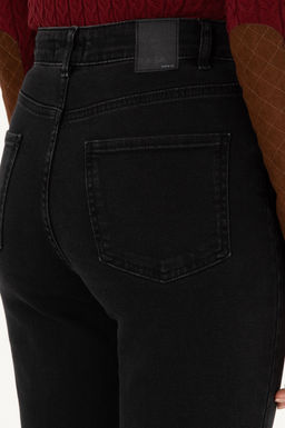 Kad_n Siyah Slim Flare Fit Jean Pantolon
