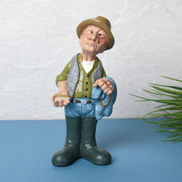 Фигурка Рыбак 16 см / 2053 /уп 72/ - Галеонтрейд фото 2