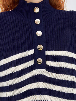 Yar?m Bal?k?? Yaka ?izgili Oversize Kad?n Triko Kazak