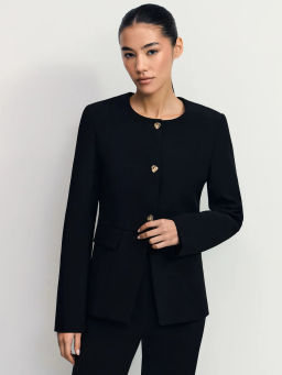 Приталенный жакет с баской / Zarina