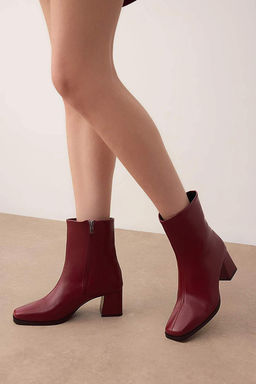 Siyah Kare Burun Blok Topuklu Kad?n Bot
TAKAW26BO00069 - Trendyolmilla фото 6