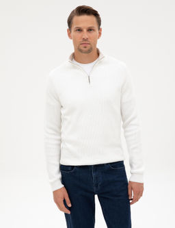 Ekru Slim Fit Dik Yaka Fermuarl_ Triko Kazak