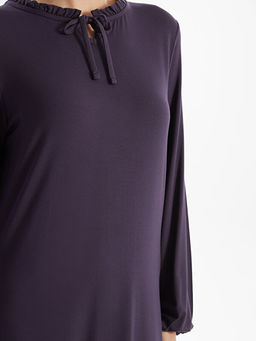 Ba?lamal? Yaka Elbise