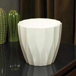 Кашпо для цветов пластиковое 3л d-18см "Флюте" со вставкой белый