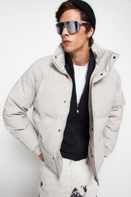 TRENDYOL MAN Tas Oversize Fit Dik Yaka K?sl?k Sisme Mont TMNAW24MO00012