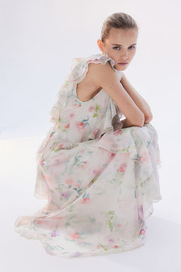 Vestido de gasa con volantes