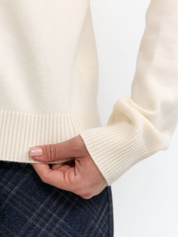 Джемпер женский KATHARINA KROSS KK-JP-Y301-Z (молочный)  фото 4