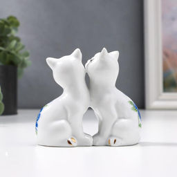 Фигурка керамика «2 котёнка в цветочек», 7×8 см